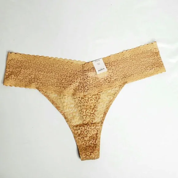 2 Auden All Over Lace Thongs - Picture 3 of 4